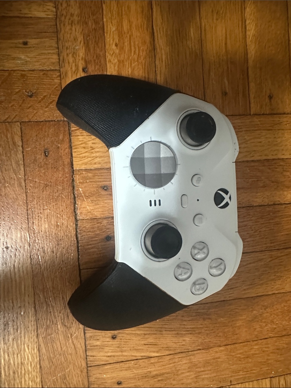 Microsoft Xbox Elite Wireless Controller Series 2 – Core l